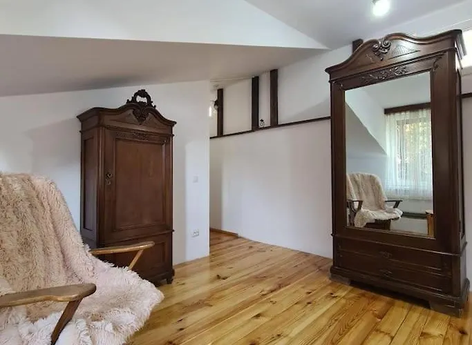 Mansarda Boema, Gradina De Basm Nyaraló Bukarest