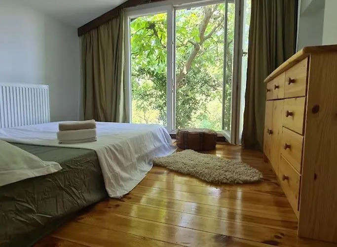 Semesterbostad Mansarda Boema, Gradina De Basm Bukarest